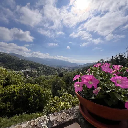 Apartment Welcome Riviera, Liguria Sea And Mountains, 80 Sqm Facing The Highway, With Free Wi-fi, Parking, And A Terrace Rapallo