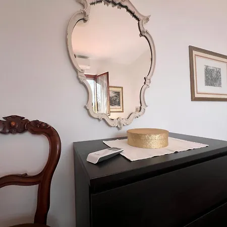 Welcome Riviera, Liguria Sea And Mountains, 80 Sqm Facing The Highway, With Free Wi-fi, Parking, And A Terrace * Rapallo