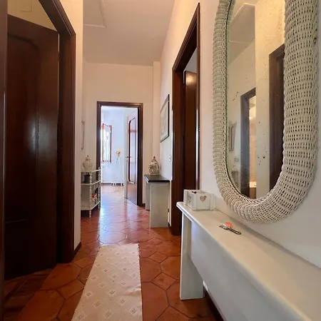 Welcome Riviera, Liguria Sea And Mountains, 80 Sqm Facing The Highway, With Free Wi-fi, Parking, And A Terrace Apartment *